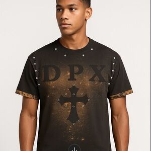 Men's Black and Brown Graphic Tee